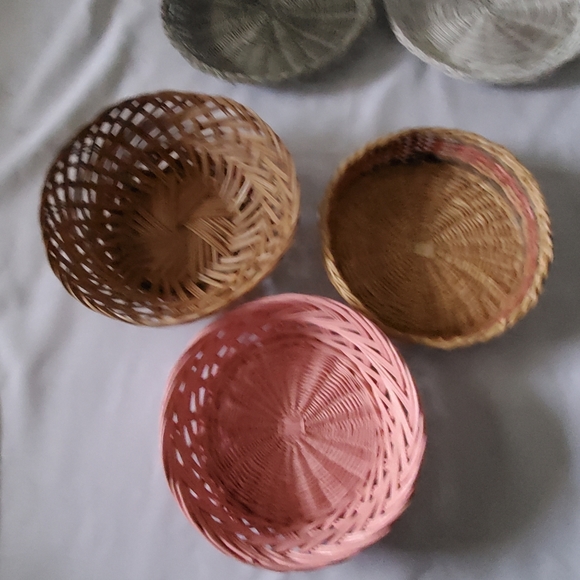 5 Wicker Baskets  Vintage Rattan Boho Raffia Straw Small Cottagecore Wall Decor - Picture 3 of 5